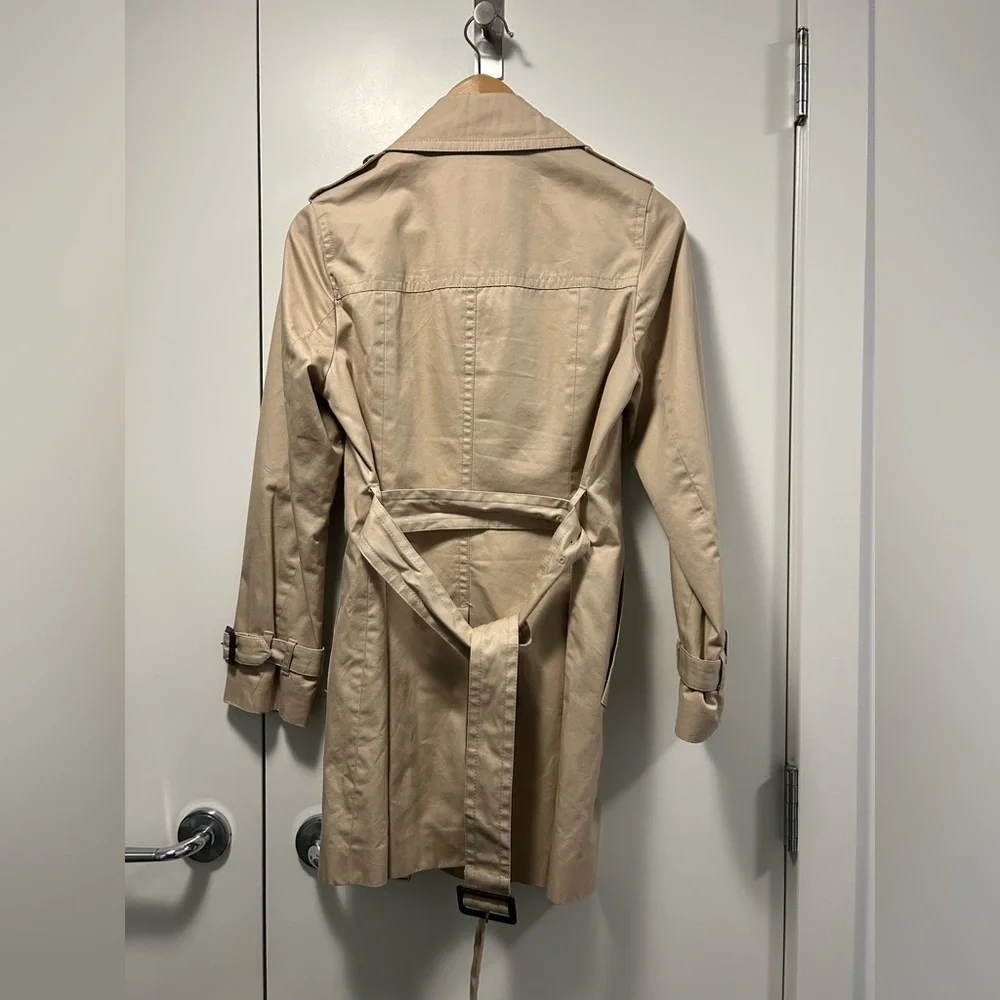Banana Republic Women’s Trench Coat - Picture 3 of 7